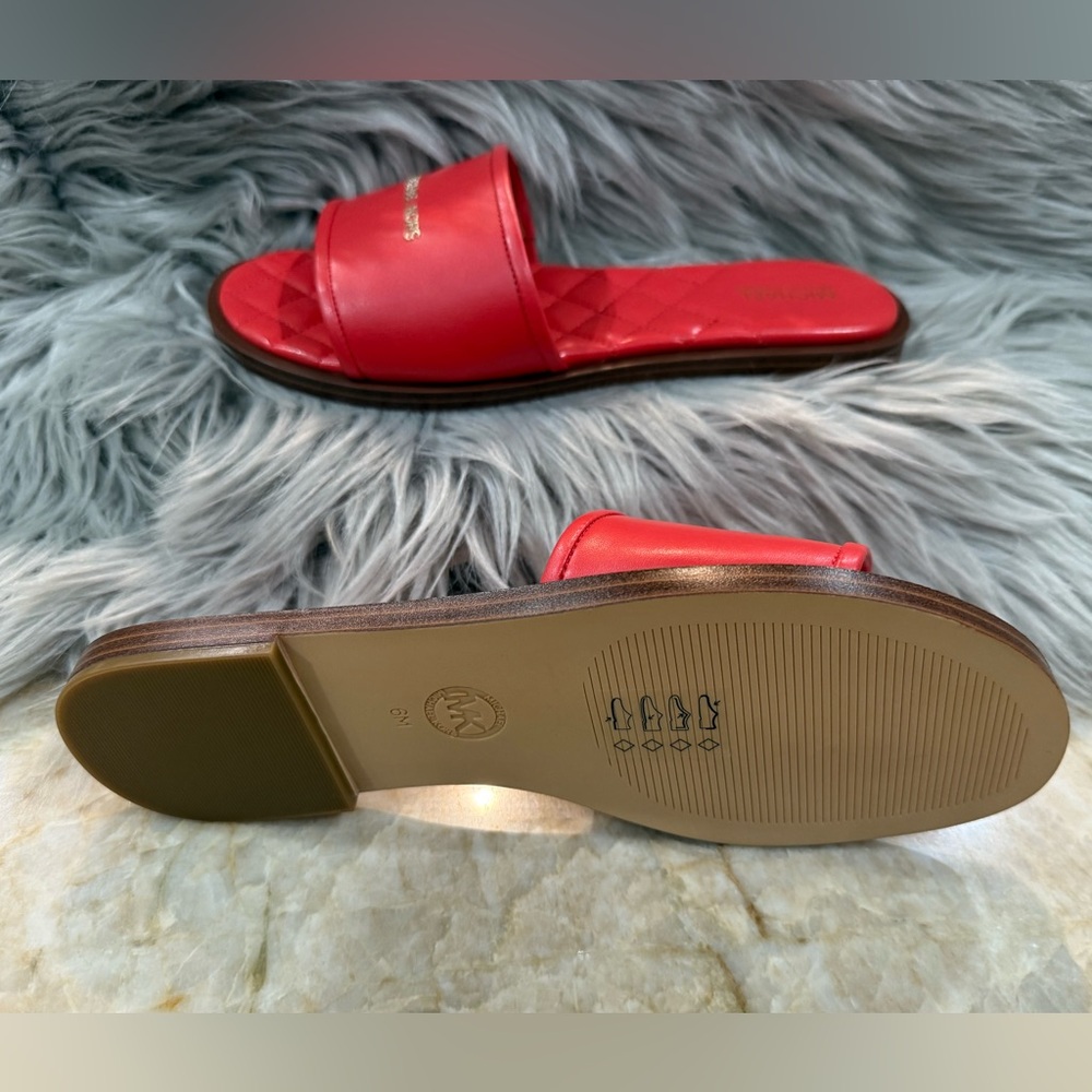 Michael Kors Red Sandals with Open Toe and Quilted Footbed - Picture 2 of 10